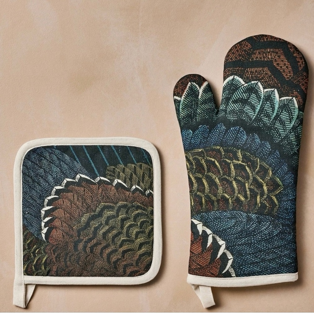 NWT - John Derian - Fall Feather Print Oven Mitt and Pot Holder Set 💛
